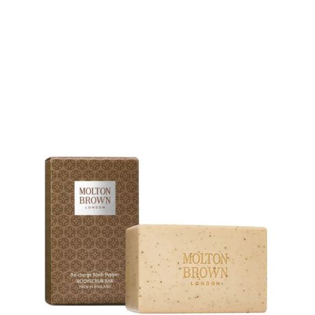 molton-brown-re-charge-black-pepper-cleansing-body-scrub-250-g-1675689491