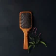 aveda-wooden-paddle-brush-perie-din-lemn-pentru-par___230405 (1)