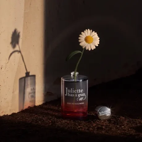 juliette_has_a_gun_ode_to_dullness_eau_de_parfum_4