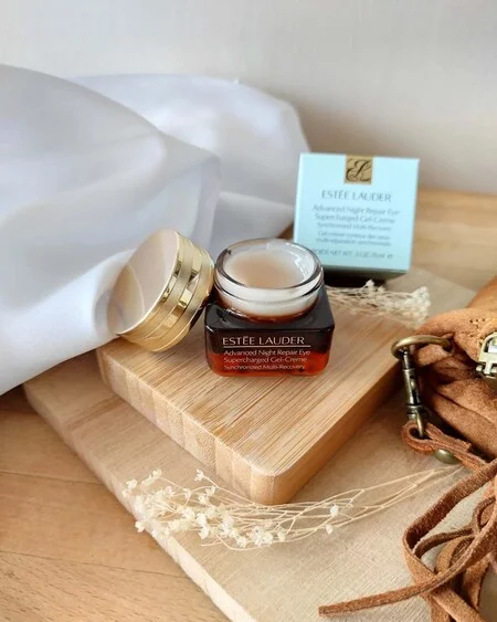 693e577b34880378b46f