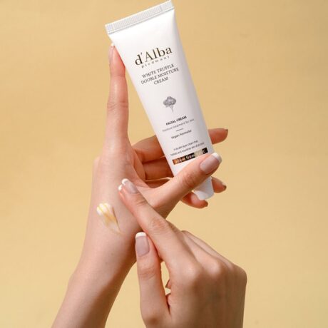 dAlba-White-Truffle-Double-Moisture-Cream-60ml-2-min