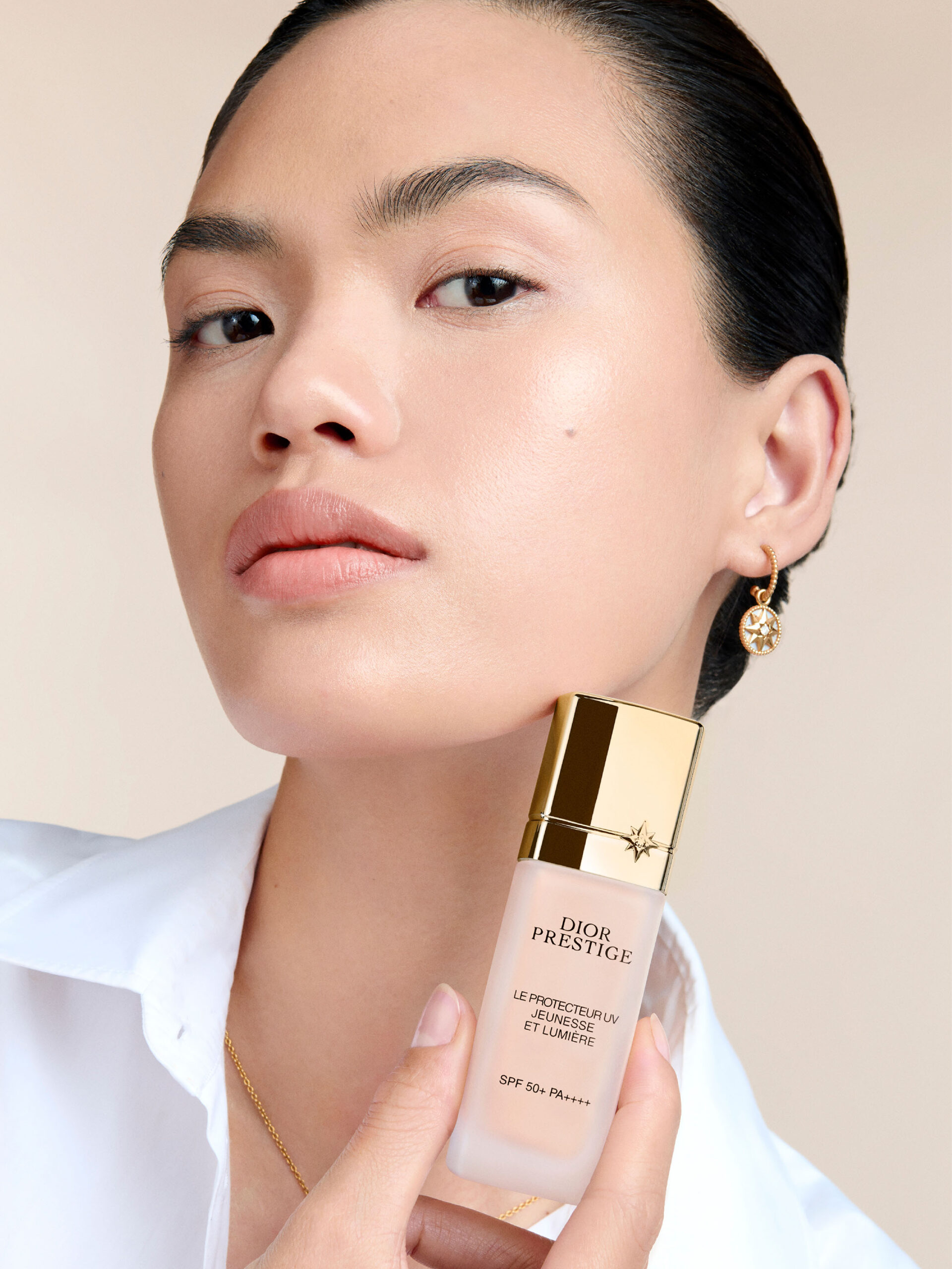 Christian Dior Prestige Le Protecteur BB Cream & Primer 2-In-1 - imagine 3