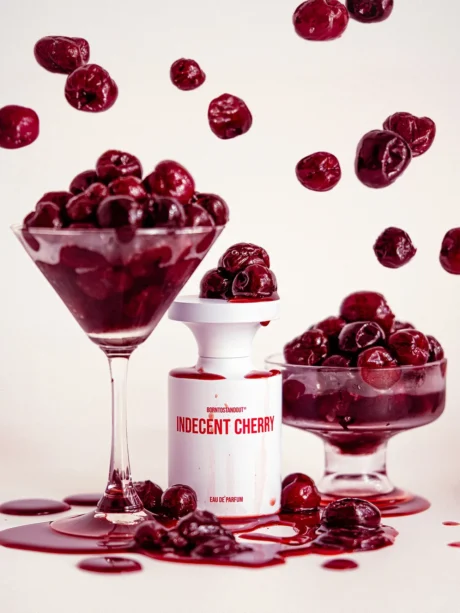 I-079435-A3-BORNTOSTANDOUT-IndecentCherry50ml