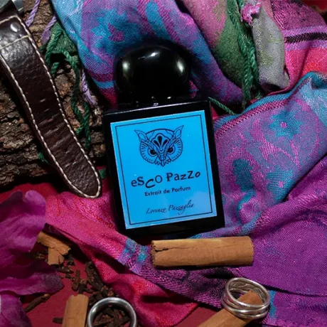 lorenzo_pazzaglia_esco_pazzo_extrait_de_parfum_5.jpg
