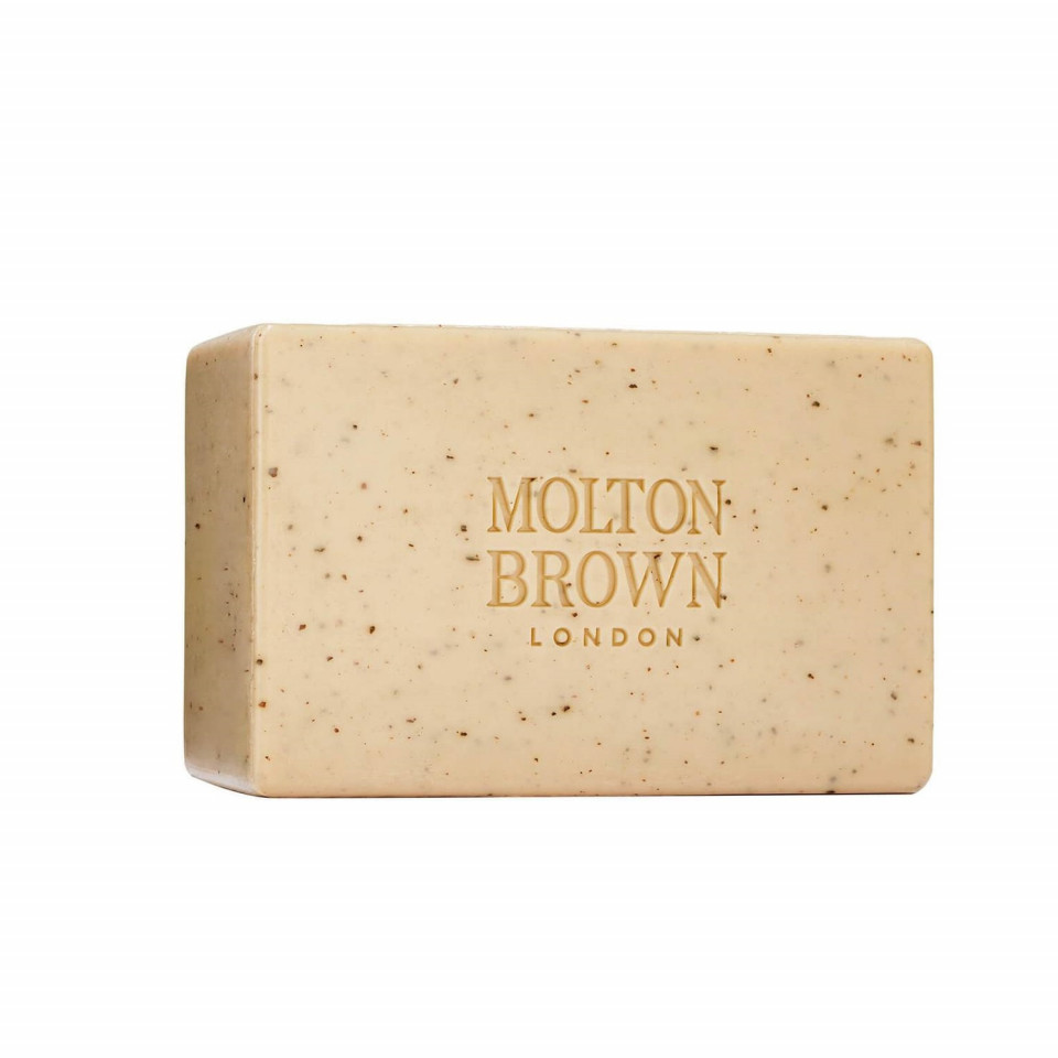 Molton Brown Re-charge Black Pepper Cleansing Body Scrub, 250 g