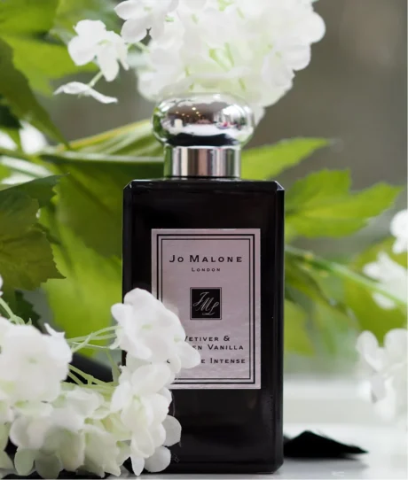 Jo-Malone-Vetiver-Golden-Vanilla-Cologne-Intense-2