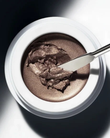 manasi-7-eye-glow-colour-sublime-003_1800x