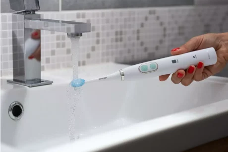 sonicky-zubni-kartacek-s-uv-sterilizatorem-zk4040-249753229074523