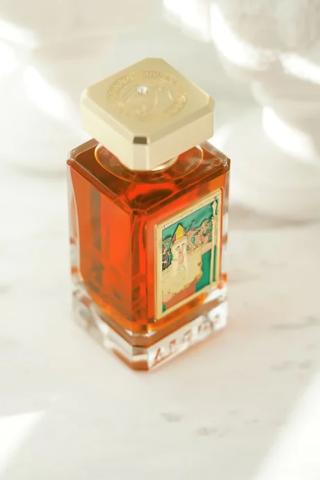 ArgosPallasAthenePerfume100mlTopLeftBottleImage