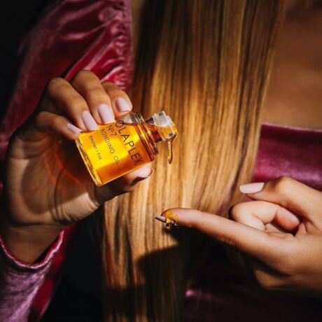 olaplex-tratament-ulei-reparator-pentru-toate-tipurile-de-par-nr-7-bonding-oil-30ml-haircare-2-679x679