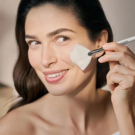 Natura_Bisse_Diamond_Luminous_Glowing_Mask_3_x2000