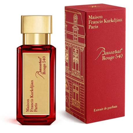 3700559611425-676d67ea07e6d