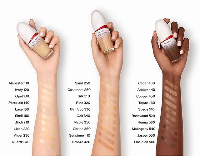 Shiseido Revitalessence Skin Glow Foundation SPF 30 PA+++ (130 Opal) 30 ml - imagine 2